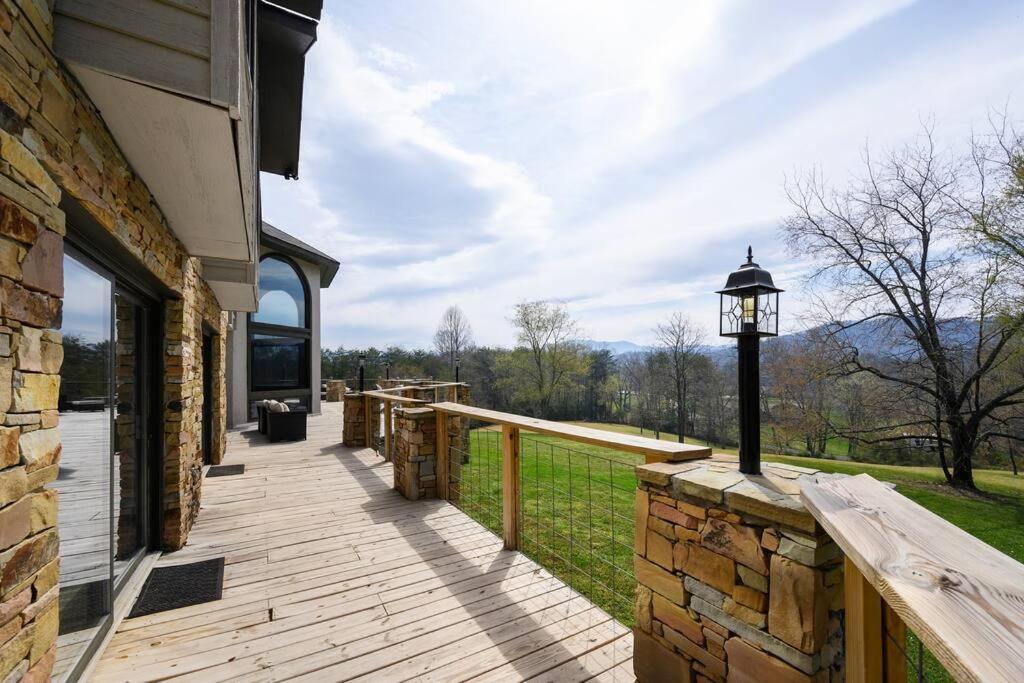 Villa Crestview Estate 5 Acres-Heated Pool-5Min To Strip à Pigeon Forge Extérieur photo