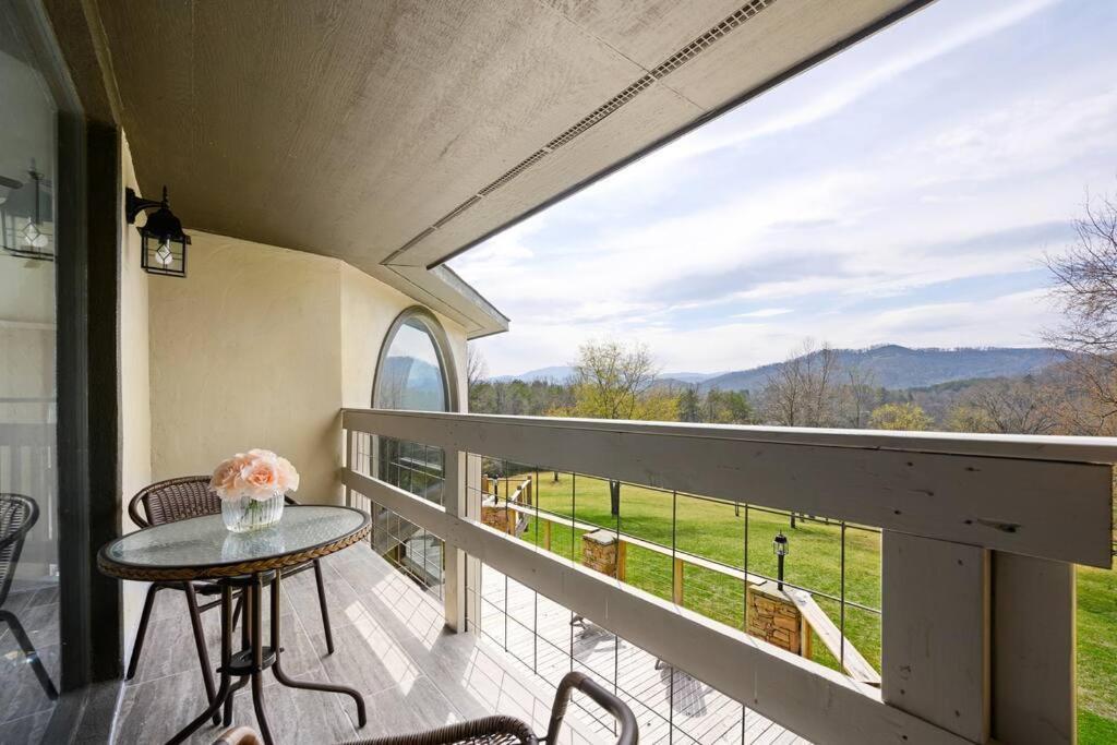 Villa Crestview Estate 5 Acres-Heated Pool-5Min To Strip à Pigeon Forge Extérieur photo
